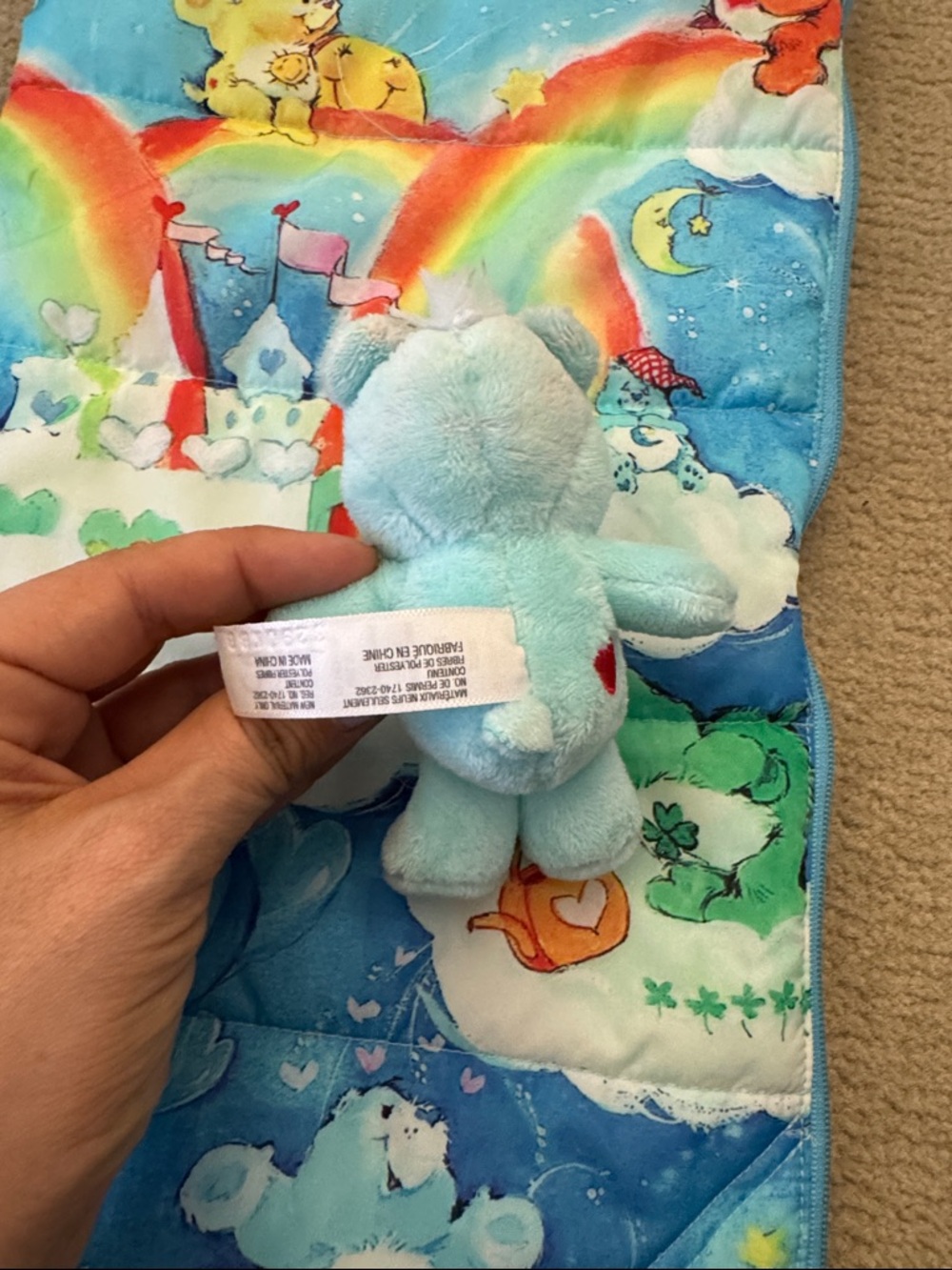 Care Bears & American Girl - Blue Rainbow Sleeping Bag with Pillow & Plush - Picture 4 of 6